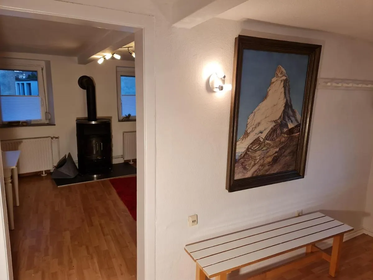 Holiday home Schoenste Lage Am Rhein, Behagliches Haus Mit Kamin. Cologne