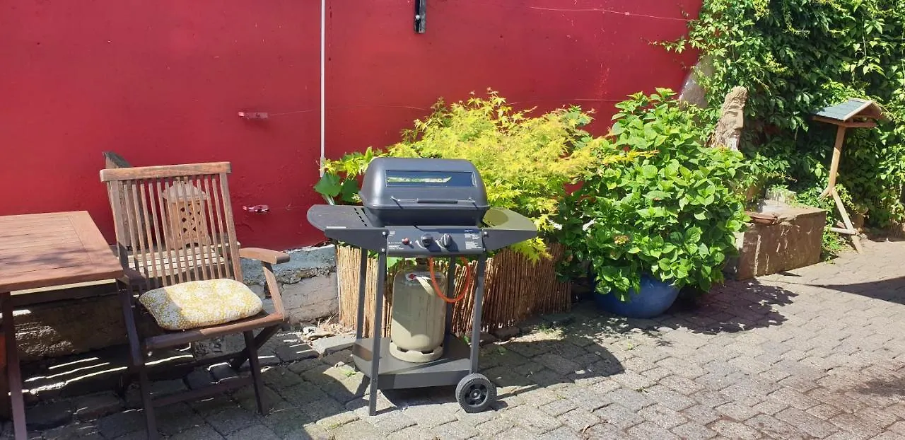 Holiday home Schoenste Lage Am Rhein, Behagliches Haus Mit Kamin. Cologne Germany