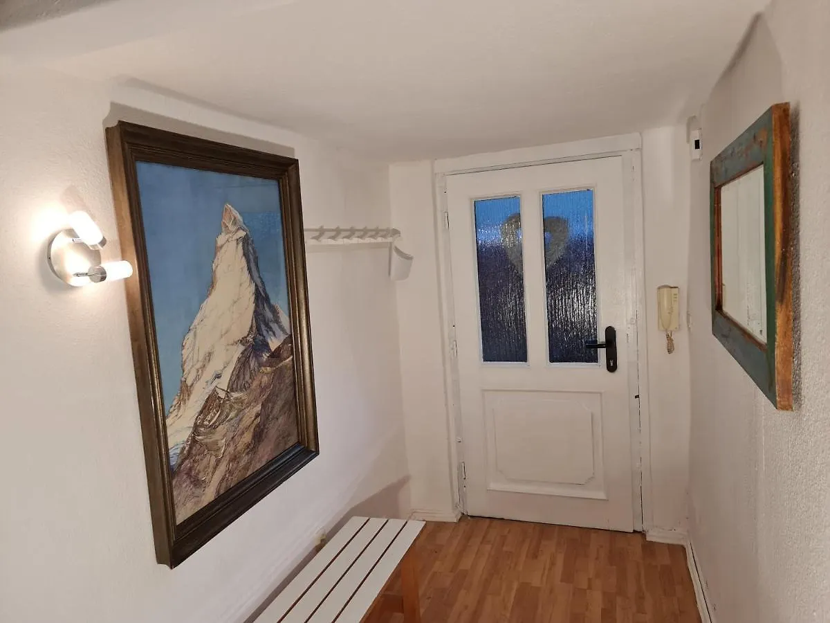 Holiday home Schoenste Lage Am Rhein, Behagliches Haus Mit Kamin. Cologne